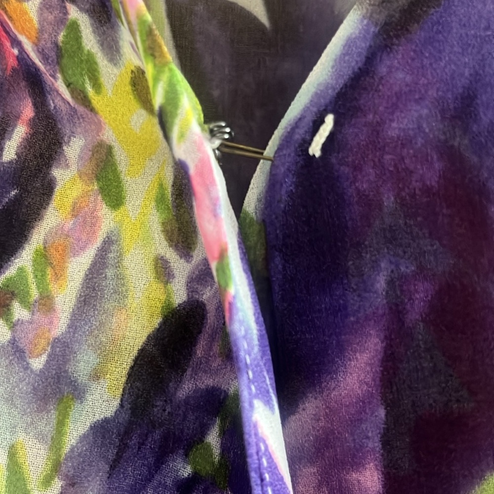 EUC CAbi Sheer Petal Wrap front Top Sheer Floral Watercolor Polyester Size M - Picture 8 of 10